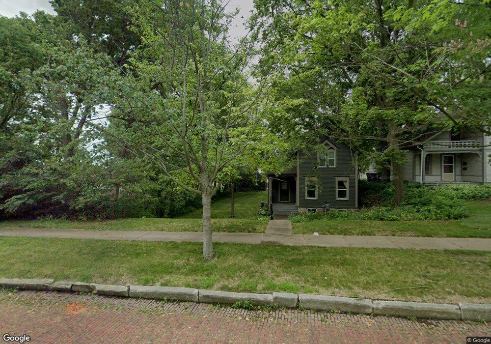 1329 E 11th St, Davenport, IA 52803 - photo 1