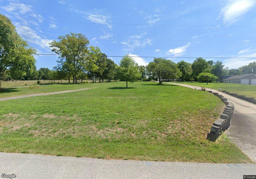 2610 Carpenter Pike, Versailles, KY 40383 - photo 1