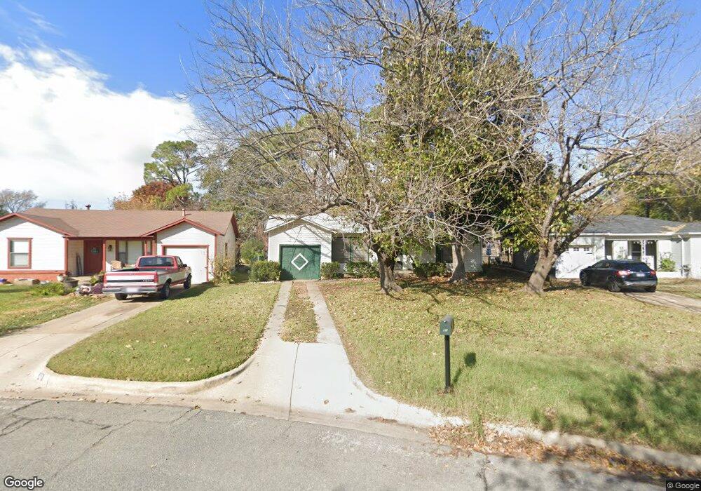 51 Lynn Ct, Hurst, TX 76053 - photo 1