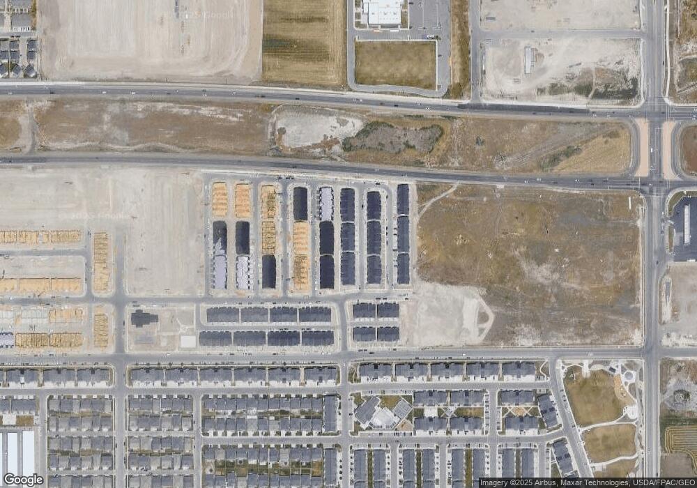 2015 N 3860 W unit 142, Lehi, UT 84043 - photo 1