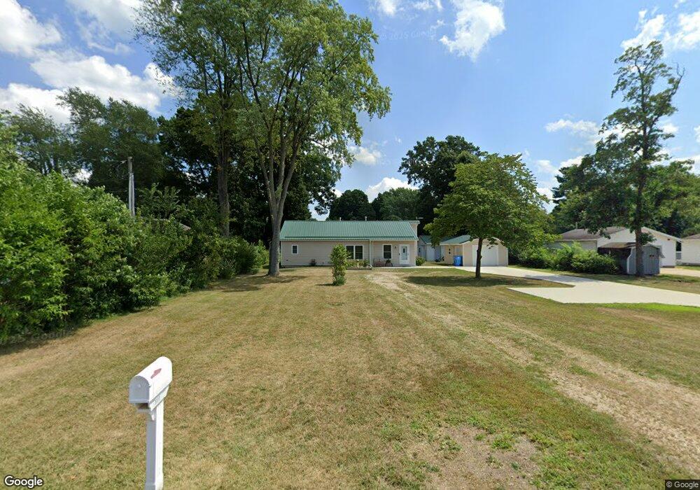 1111 Edwards St, Niles, MI 49120 - photo 1