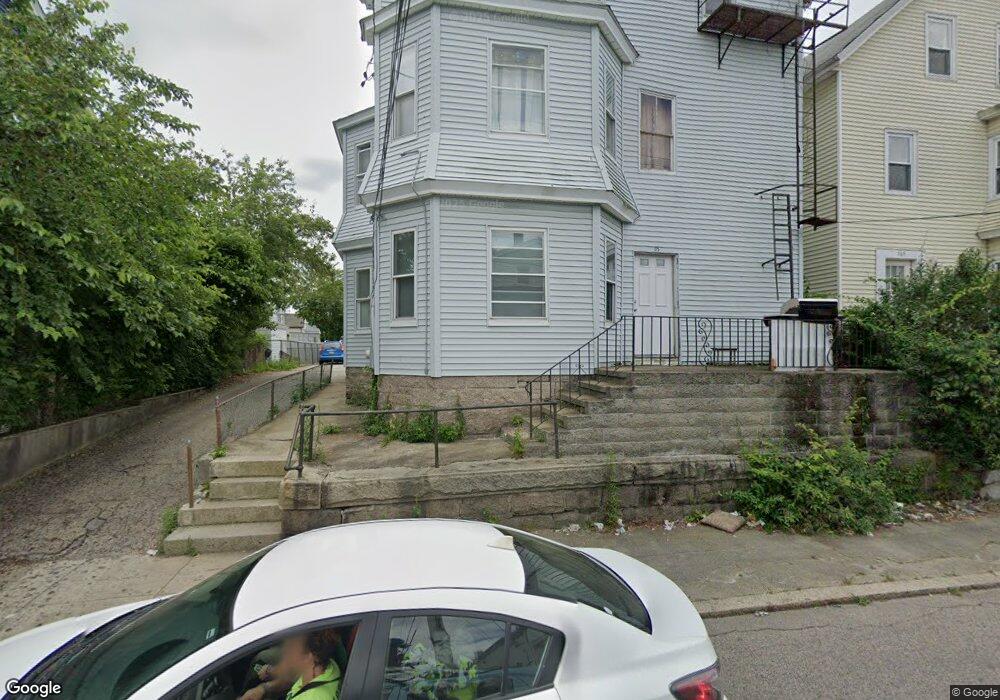 175 Hamlet St unit 2, Fall River, MA 02724 - photo 1