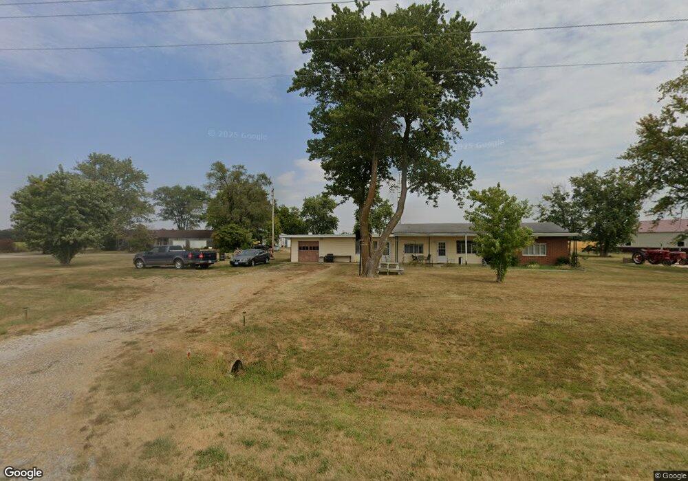 9044 E 1800th Ave, Shumway, IL 62461 - photo 1
