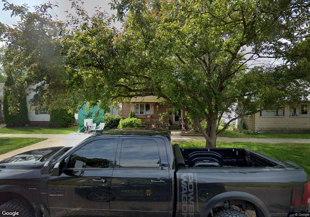 2217 Champaign Ave, Mattoon, IL 61938 - photo 1