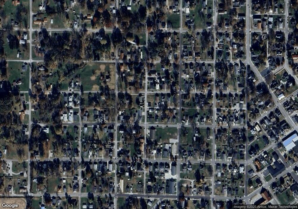 423 W 6th St, Bicknell, IN 47512 - photo 1