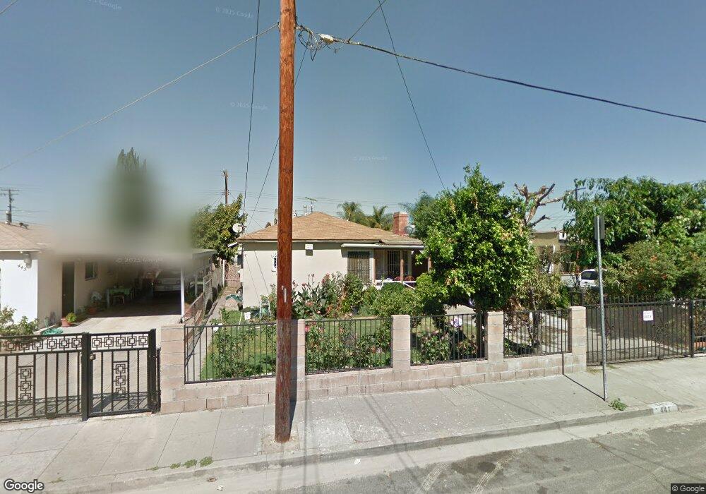 441 W Cherry St, Compton, CA 90222 - photo 1