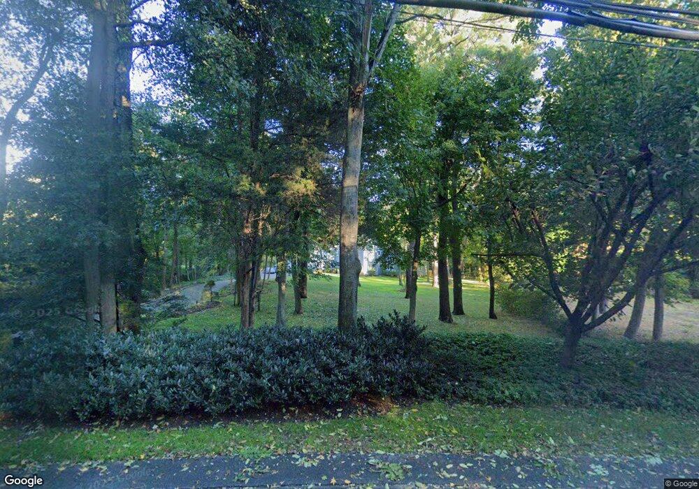 5 Ferncote Ln, Glen Head, NY 11545 - photo 1