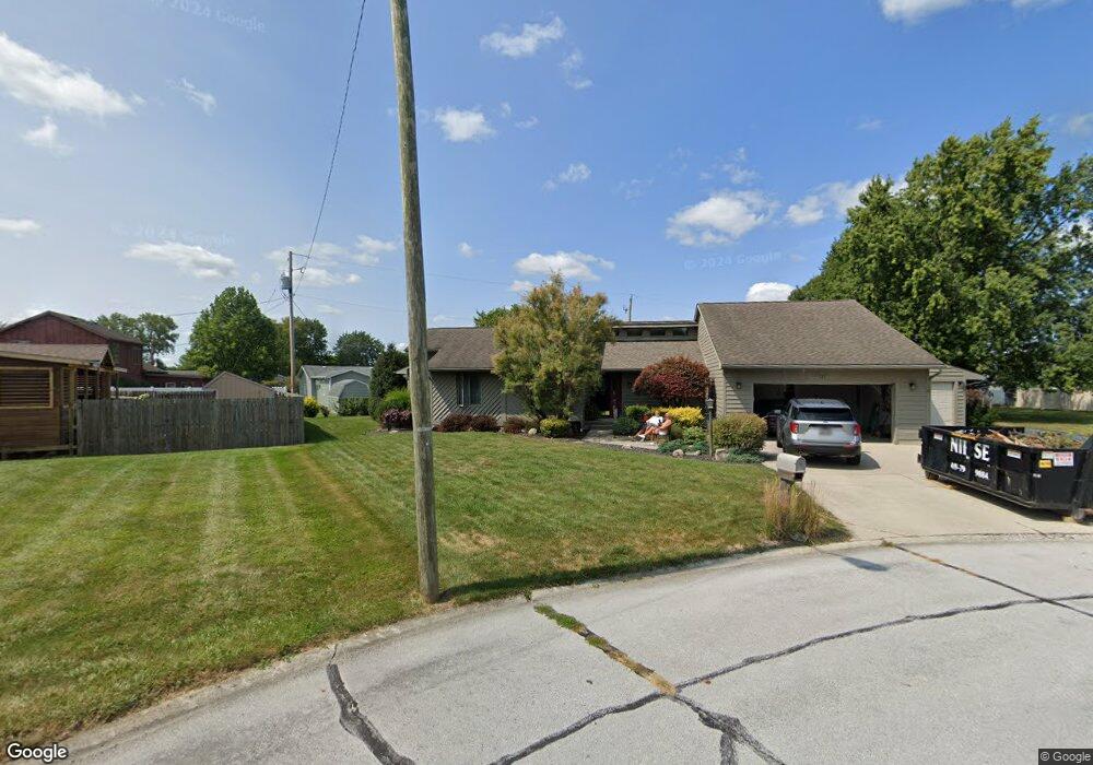 111 Palm Ct, Lima, OH 45807 - photo 1