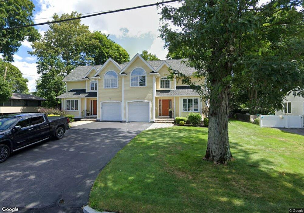 22 Shepard Ct unit 22, Winchester, MA 01890 - photo 1