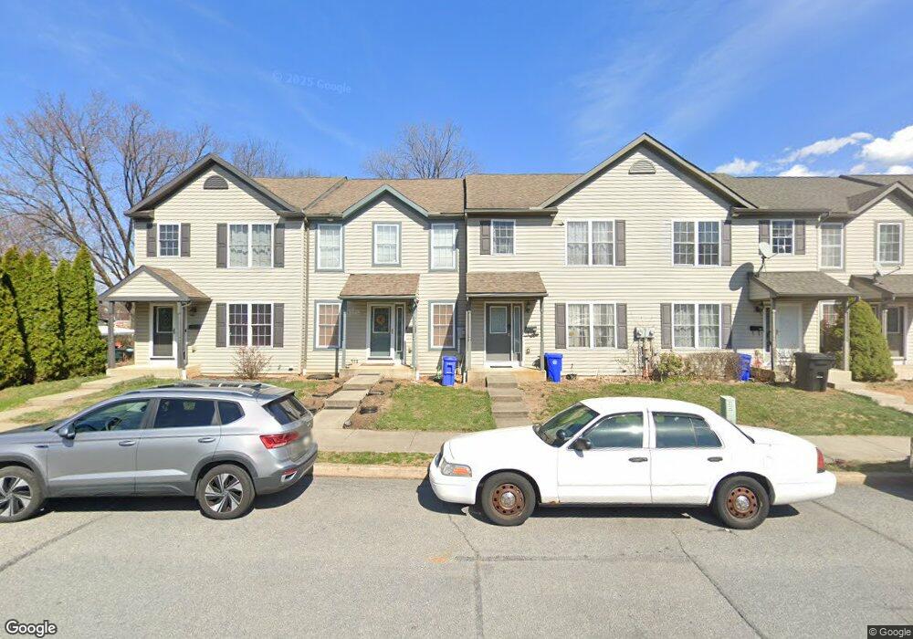 319 Saint Nicholas St, Reading, PA 19607 - photo 1