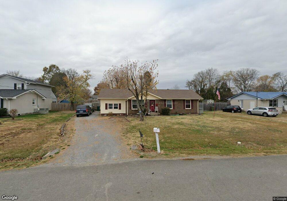 718 Kent Dr, Lebanon, TN 37087 - photo 1