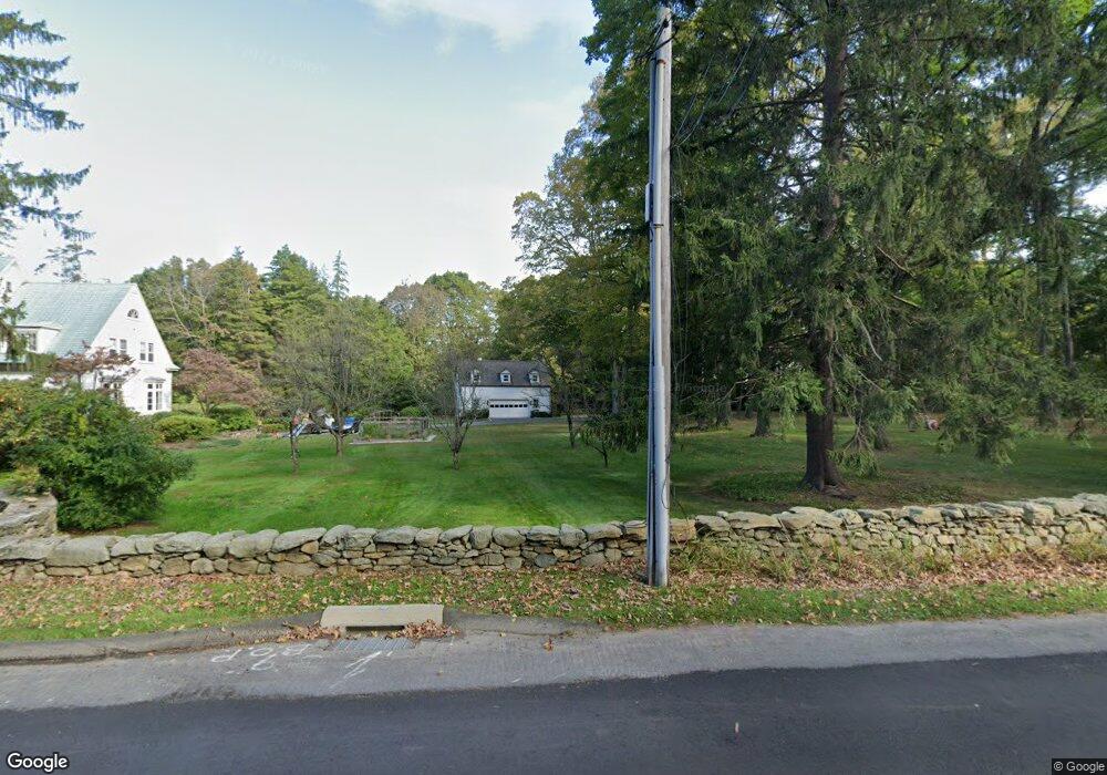 335 Wahackme Rd, New Canaan, CT 06840 - photo 1