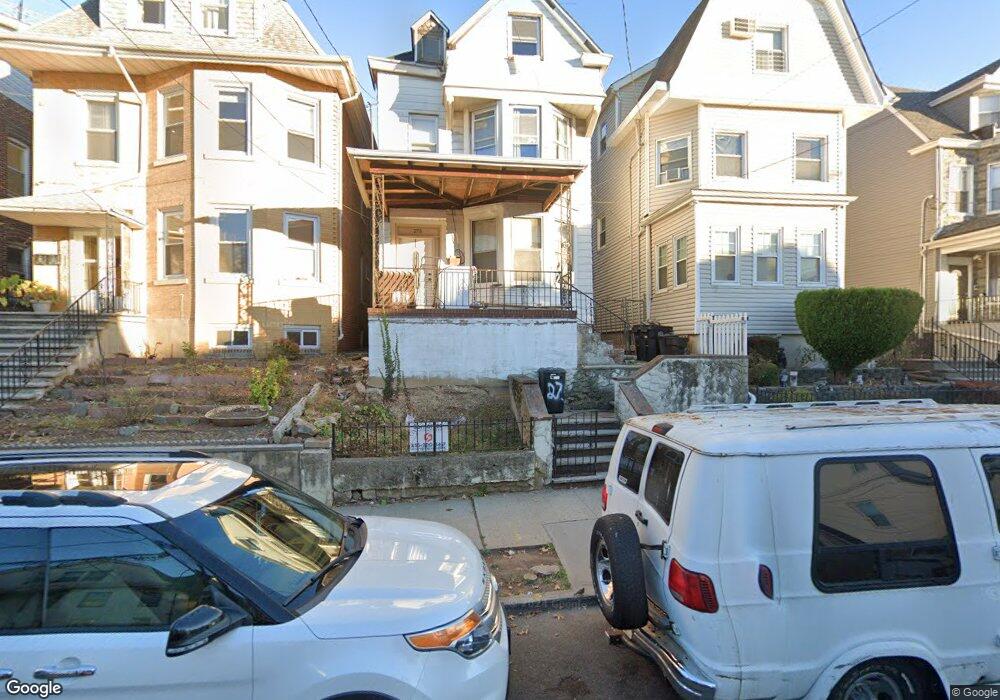 275 Parker St, Newark, NJ 07104 - photo 1