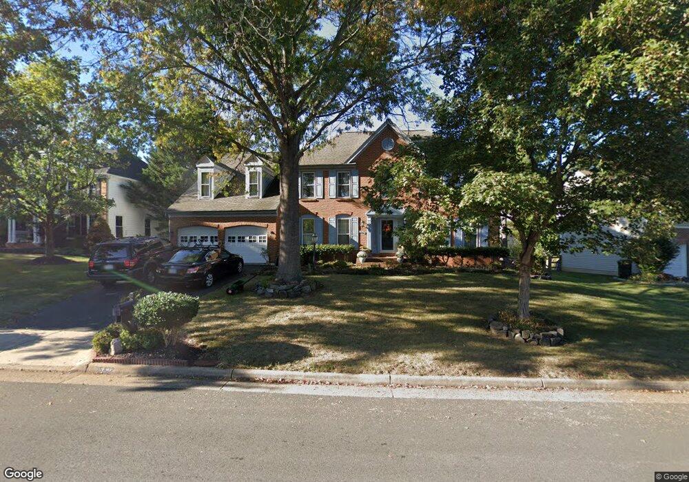 15422 Martins Hundred Dr, Centreville, VA 20120 - photo 1