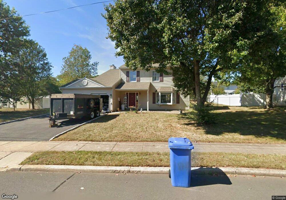 34 Thomas Rd, Somerset, NJ 08873 - photo 1