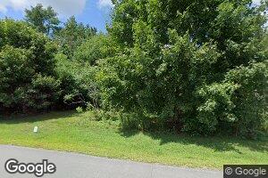 27 Riverside Farm Dr, Lee, NH 03861