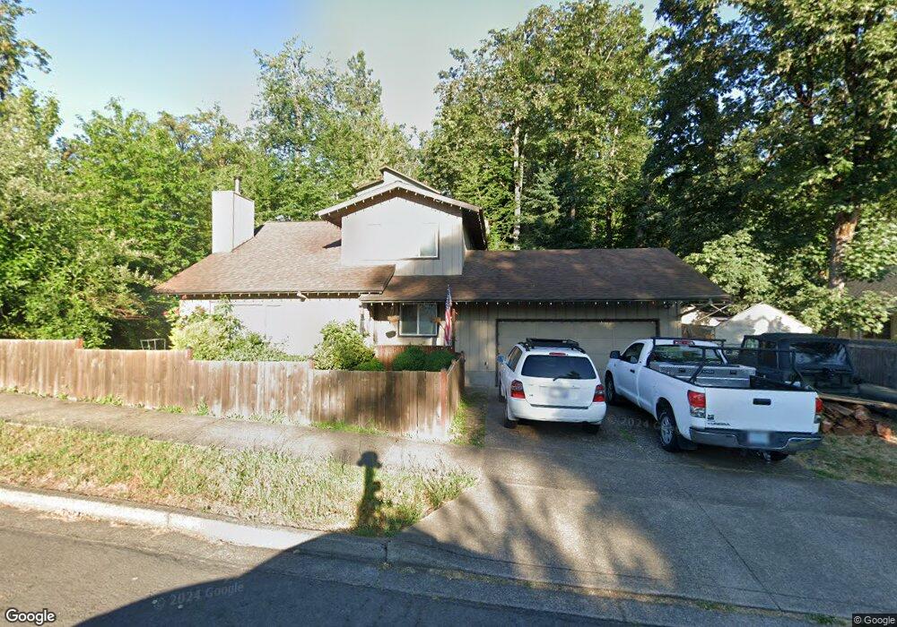 668 S 44th St, Springfield, OR 97478 - photo 1