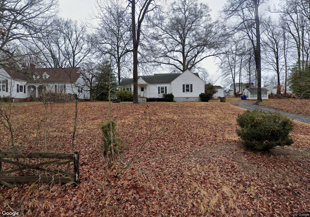 7727 Old Hopkins Rd, North Chesterfield, VA 23237 - photo 1