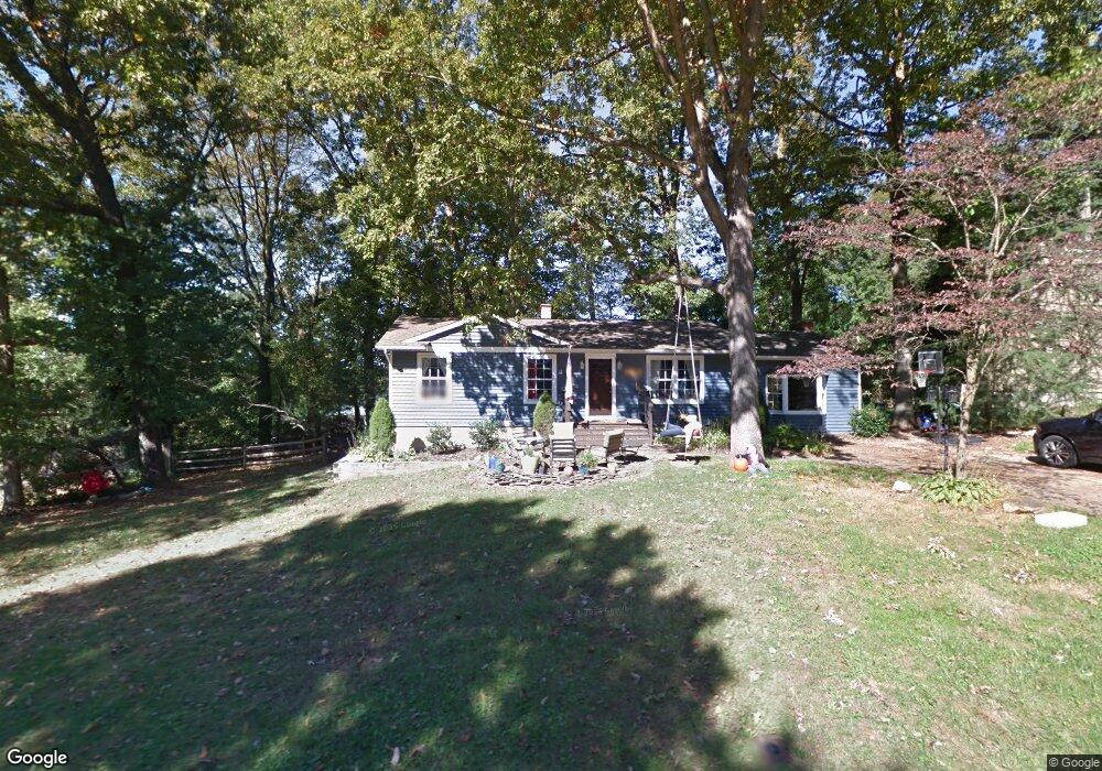 1112 Courtland Dr, Sykesville, MD 21784 - photo 1