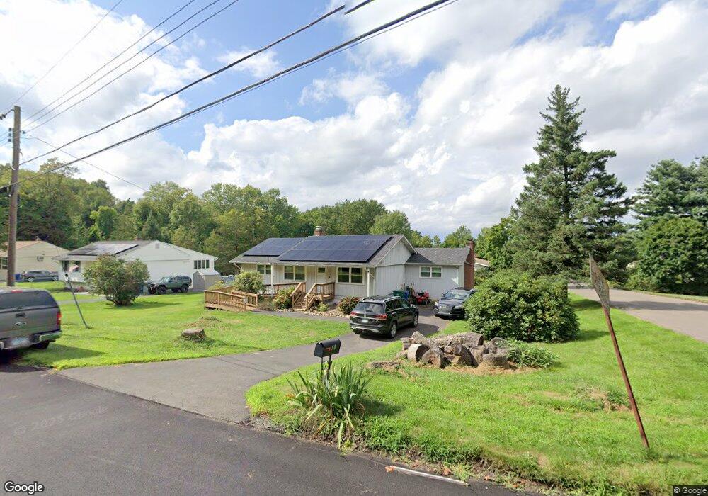 170 Plumb Rd, Middletown, CT 06457 - photo 1