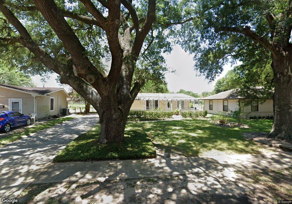 10818 Stover St, Houston, TX 77075 - photo 1