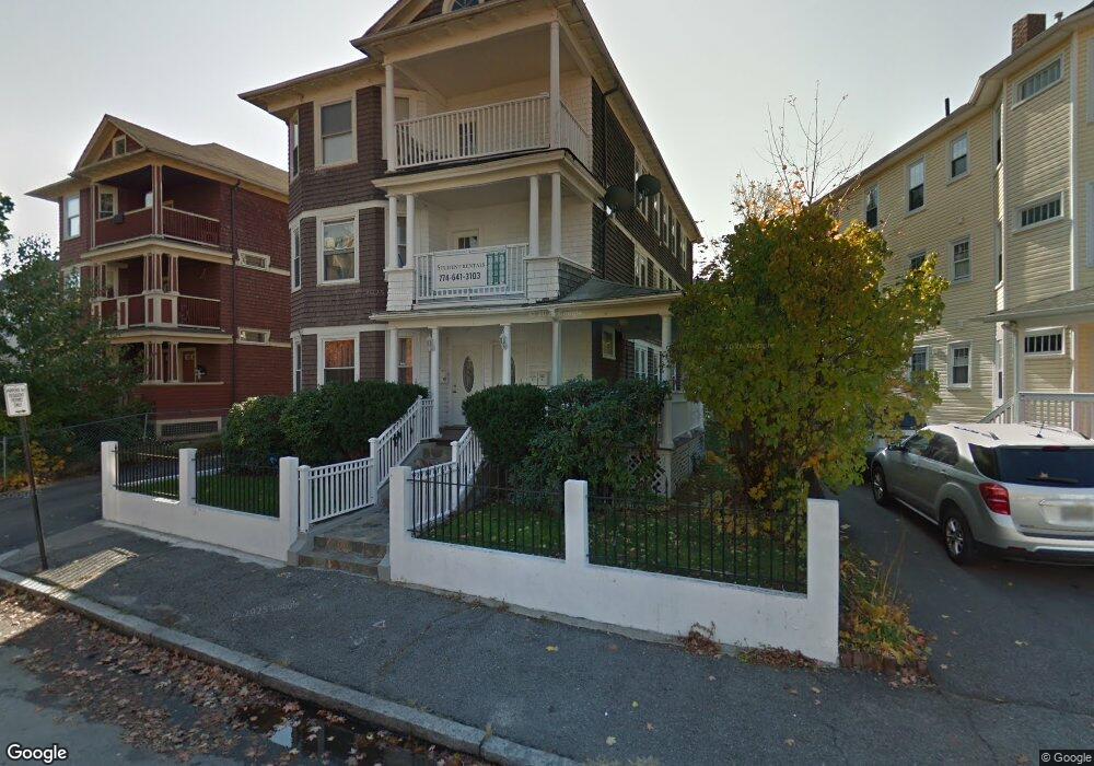 33 Beaver St unit 3, Worcester, MA 01603 - photo 1