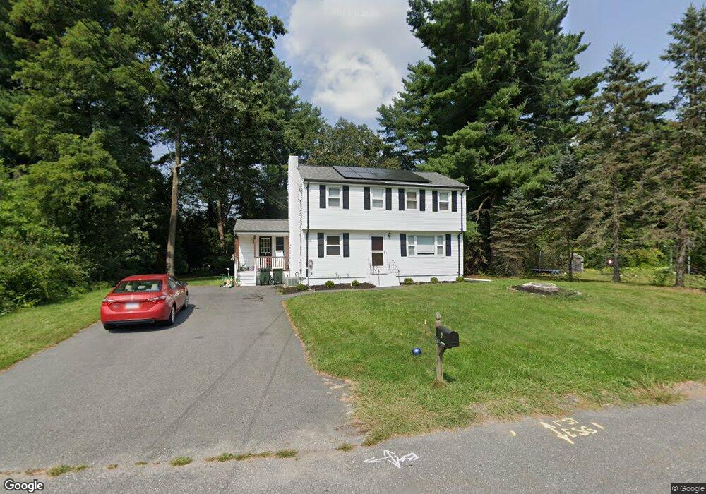 4 Regent Cir, Franklin, MA 02038 - photo 1