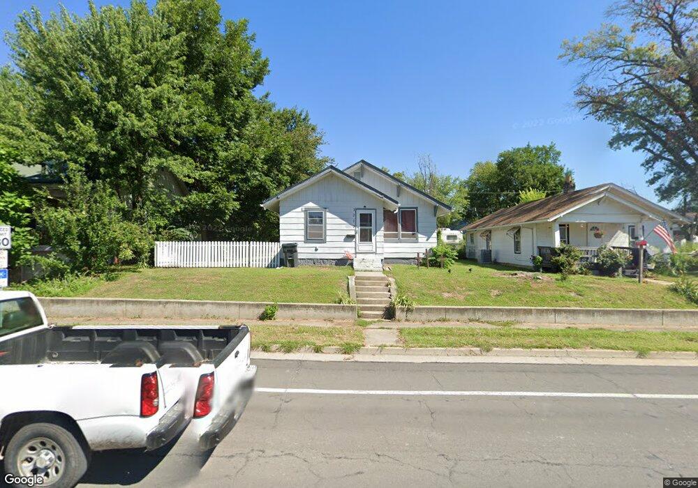 1217 Concannon St, Moberly, MO 65270 - photo 1