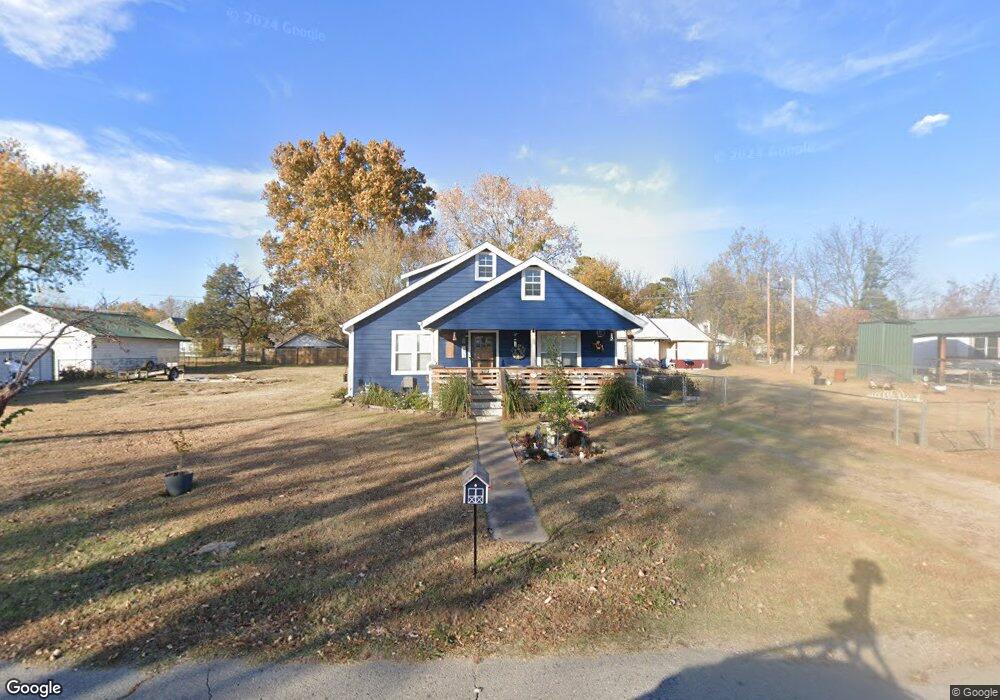 213 E Elm Ave, Eufaula, OK 74432 - photo 1