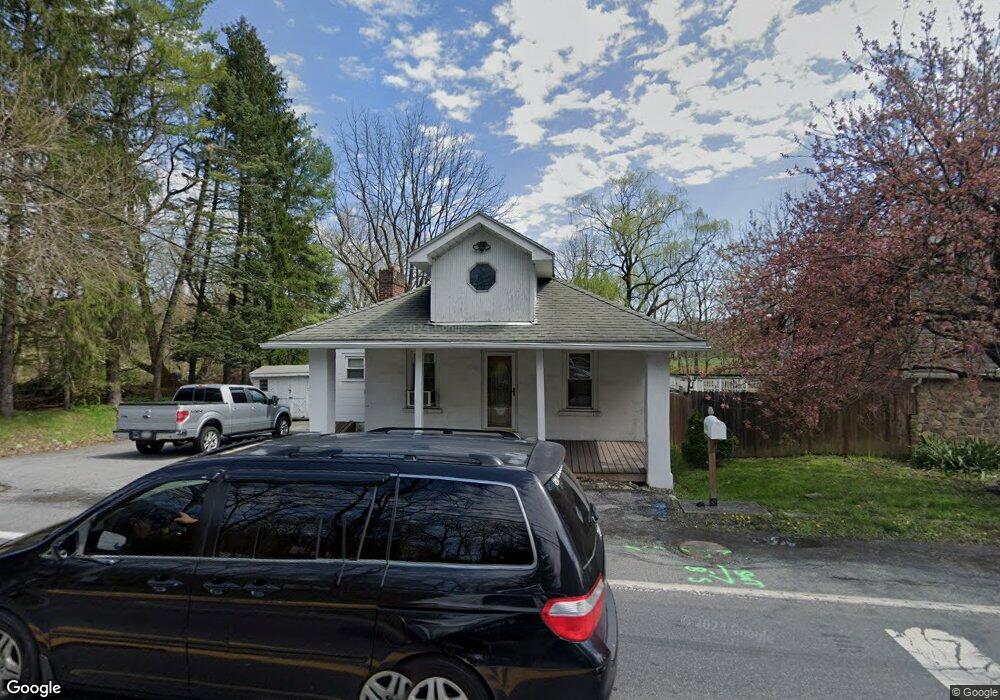 1915 Mauch Chunk Rd, Allentown, PA 18104 - photo 1