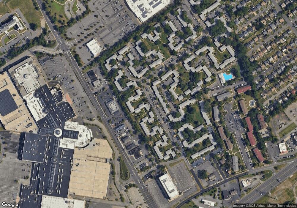 47 Judson St unit 16A, Edison, NJ 08837 - photo 1