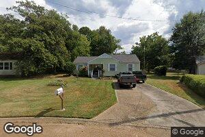 1204 Magnolia Ave, Natchez, MS 39120