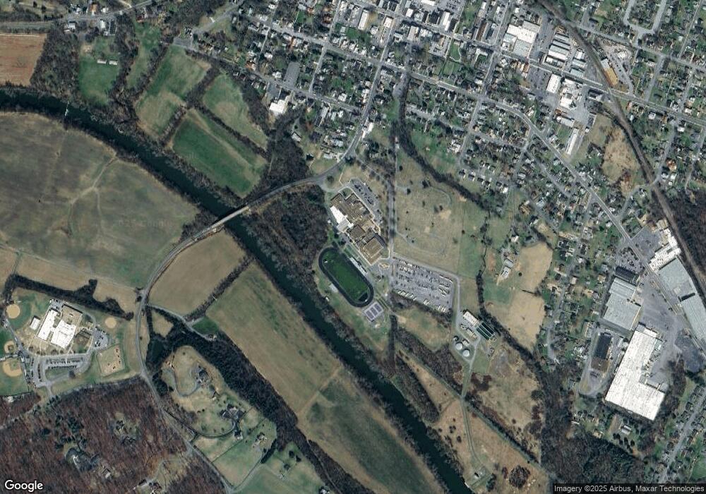 250 Ram Dr, Strasburg, VA 22657 - photo 1