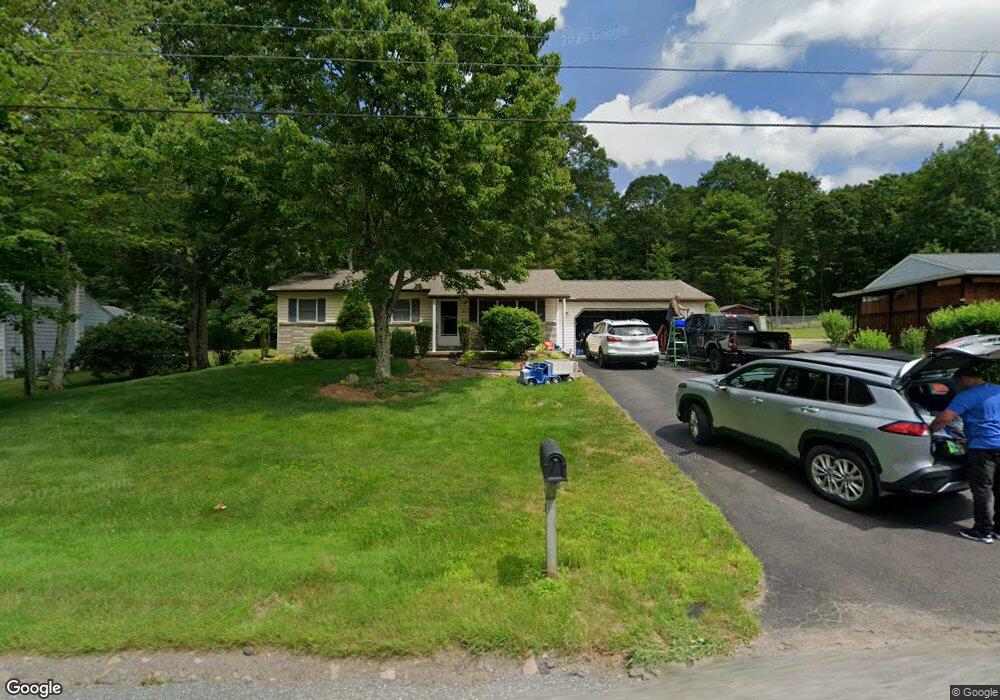 540 Woodlawn Ave, Mountain Top, PA 18707 - photo 1