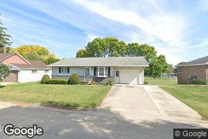 309 Hayes St SW, Cascade, IA 52033