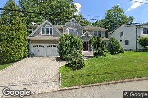 390 Lafayette St, Cresskill, NJ 07626