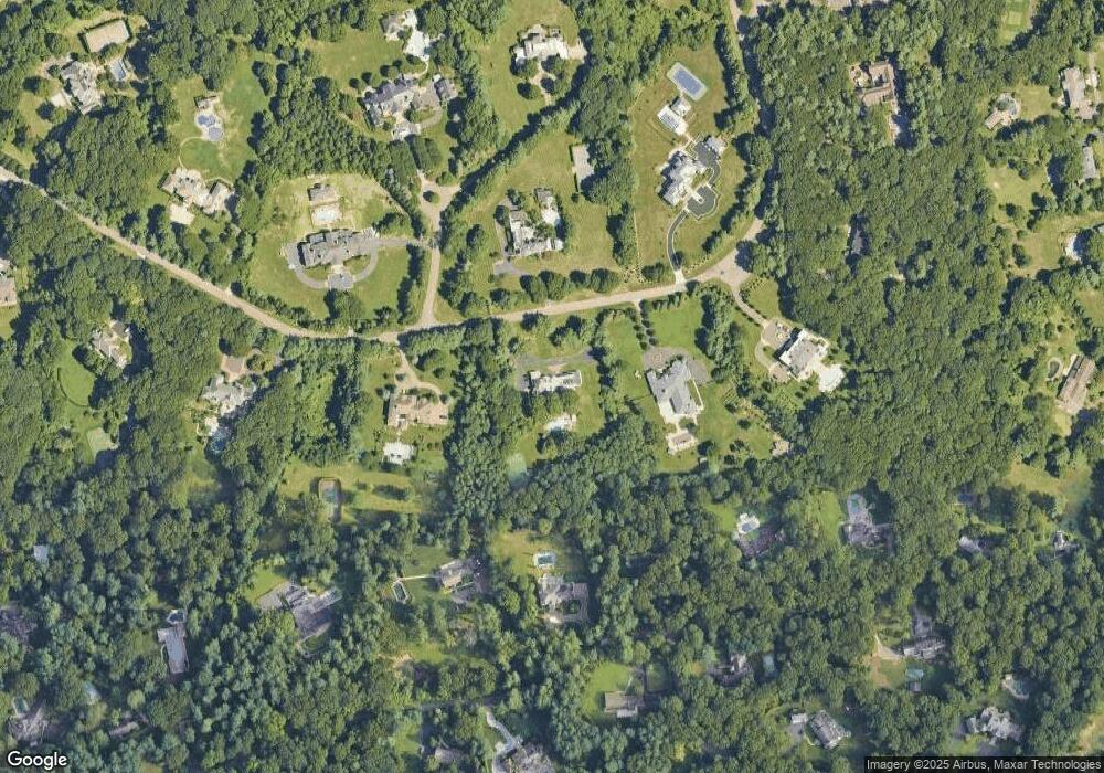 19 Chestnut Hill Dr, Oyster Bay, NY 11771 - photo 1