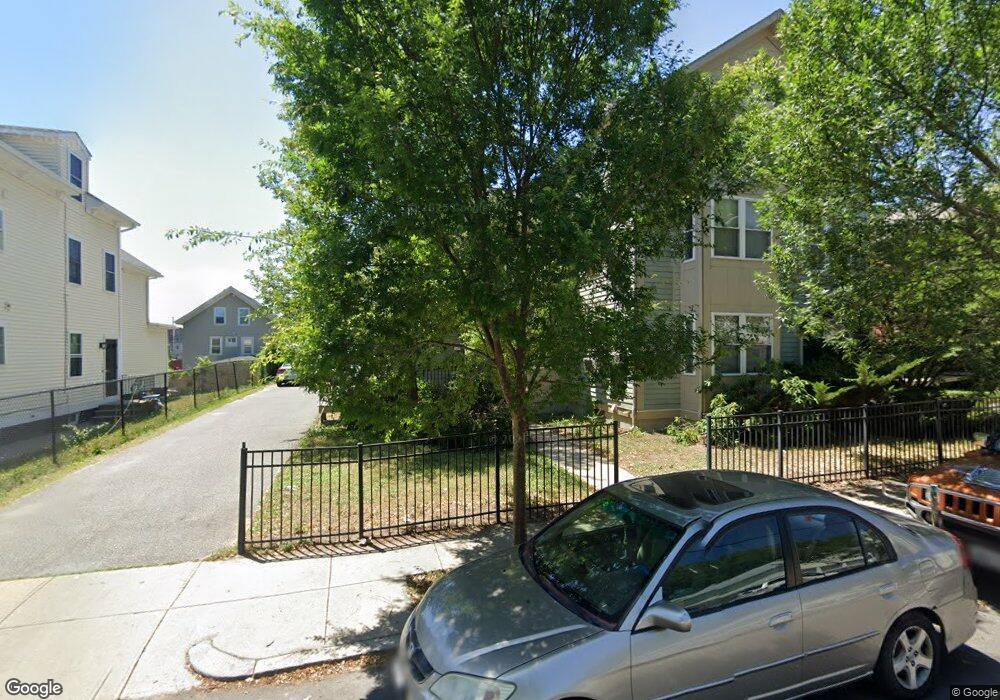 27 Dexter Ct, Pawtucket, RI 02860 - photo 1