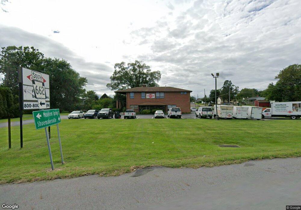 800 Shoemaker Ave, Shoemakersville, PA 19555 - photo 1