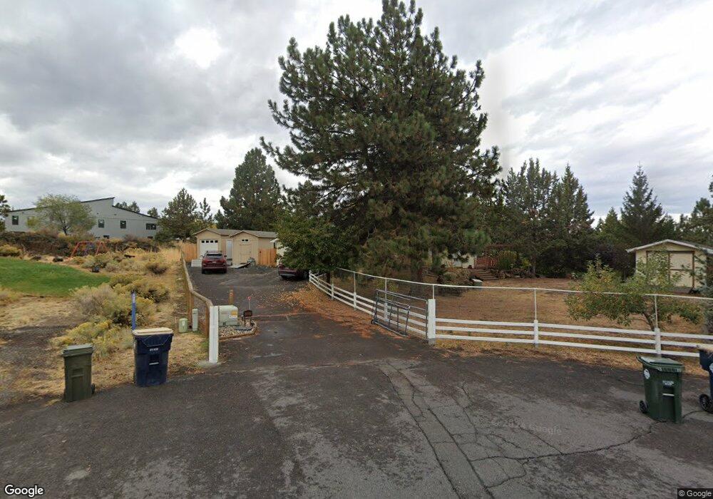 20582 Shaniko Ln, Bend, OR 97701 - photo 1