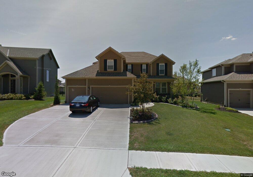 22519 W 56th St, Shawnee, KS 66226 - photo 1