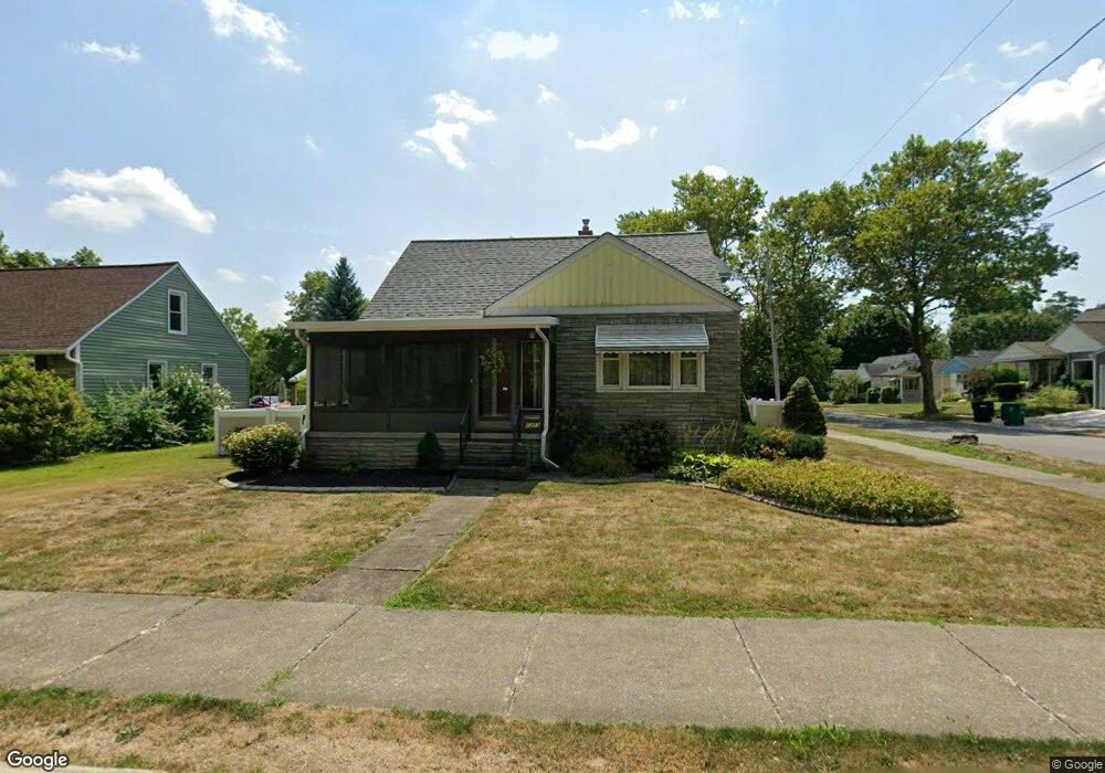 1303 Vanderbilt Ave, Niagara Falls, NY 14305 - photo 1