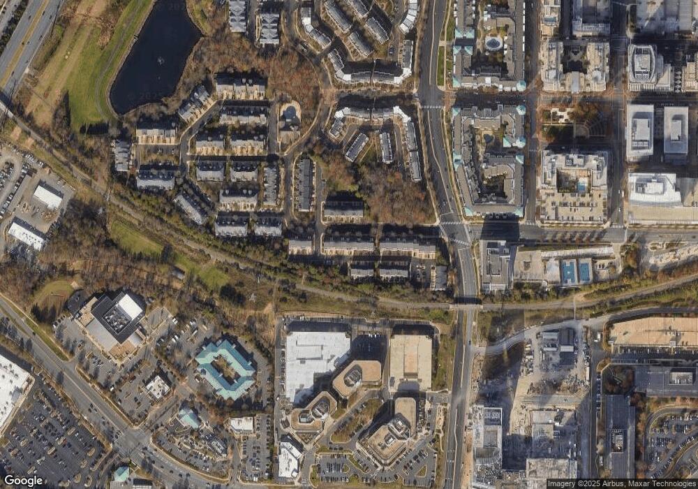 1932 Crescent Park Dr unit 28B, Reston, VA 20190 - photo 1