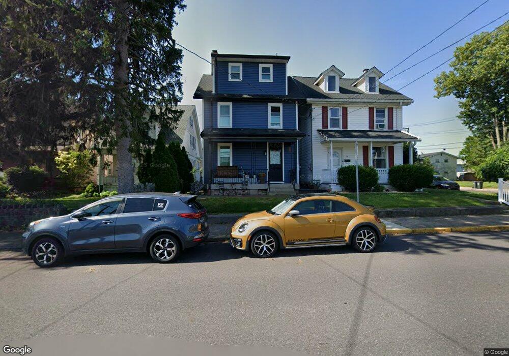 922 Juniper St, Quakertown, PA 18951 - photo 1