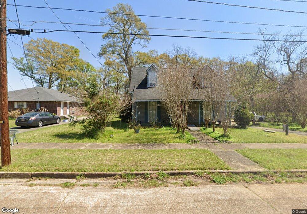 316 N Front St, McComb, MS 39648 - photo 1