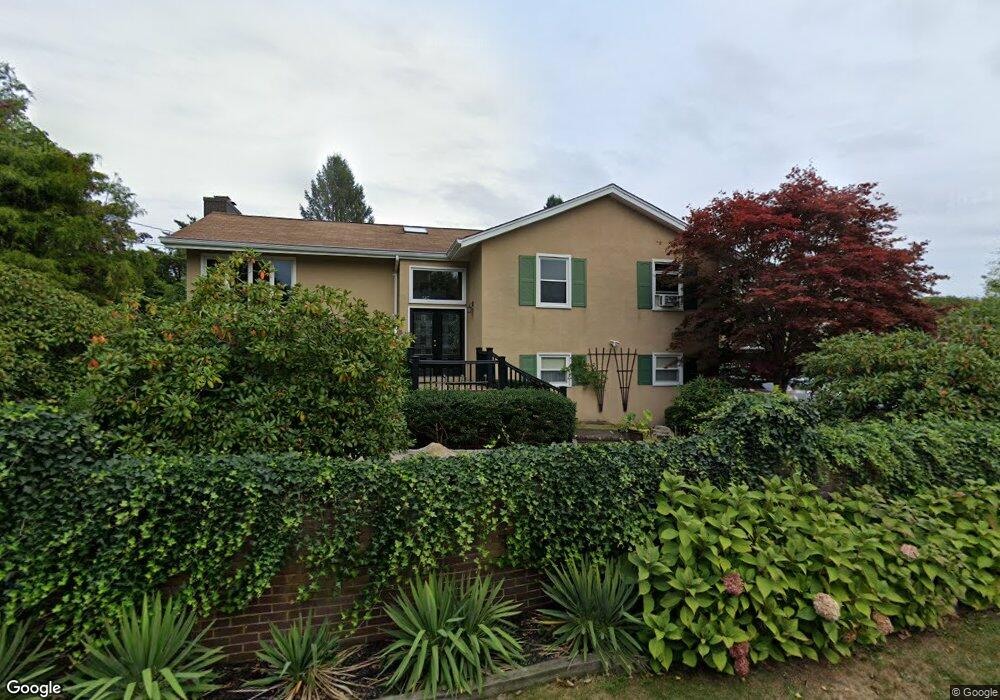 12 Howard St, North Dartmouth, MA 02747 - photo 1