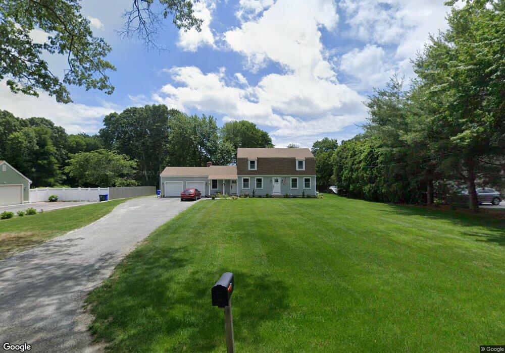 40 Kickemuit Ave, Bristol, RI 02809 - photo 1