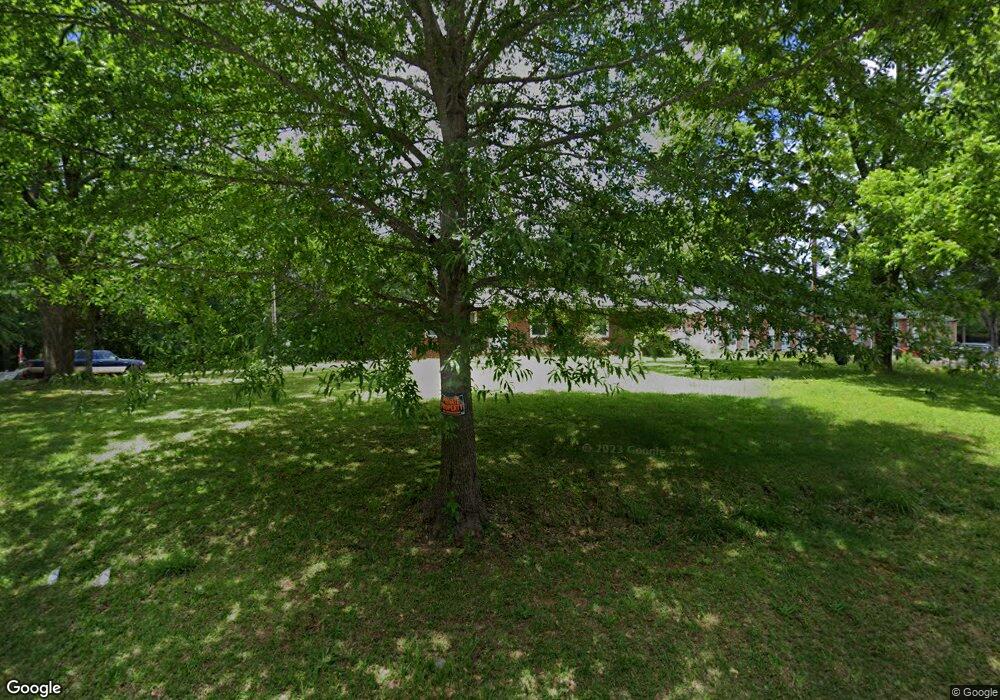 221 N Laurel St, Walhalla, SC 29691 - photo 1