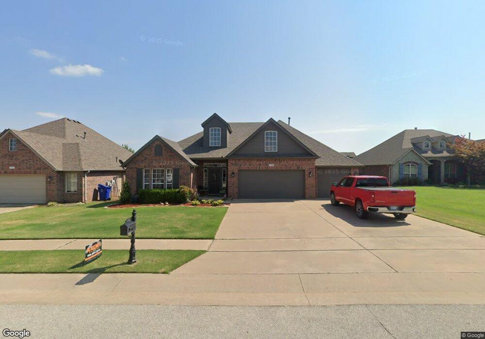 2705 W Little Rock St, Broken Arrow, OK 74011 - photo 1