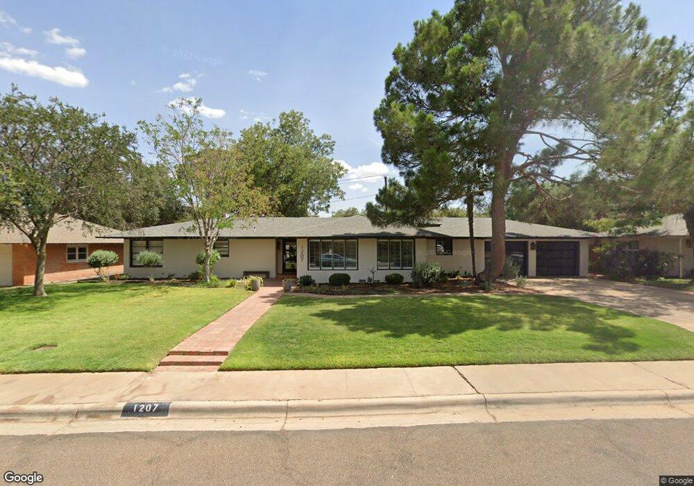 1207 Douglas Ave, Midland, TX 79701 - photo 1